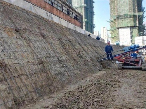 琼中建筑边坡支护